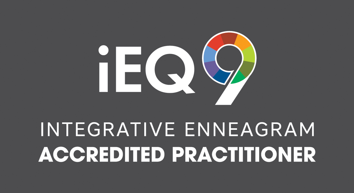iEQ9-AccreditedPrac-logo-dark